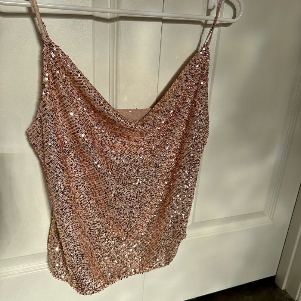 Heart Loom Peach pink sequined tank top XS